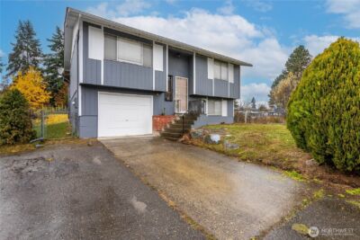 1023 S 88th Street , Tacoma, WA 98444 - Photo 2