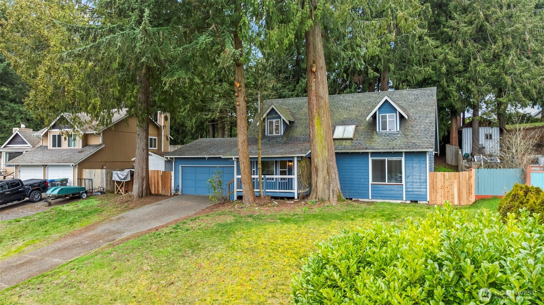 7505 Bridge Place NE, Bremerton, WA 98311-3268