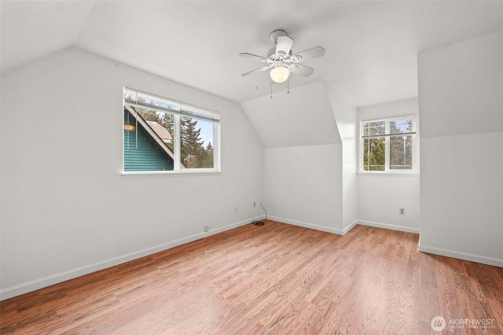 7505 Bridge Place NE, Bremerton, WA 98311-3268