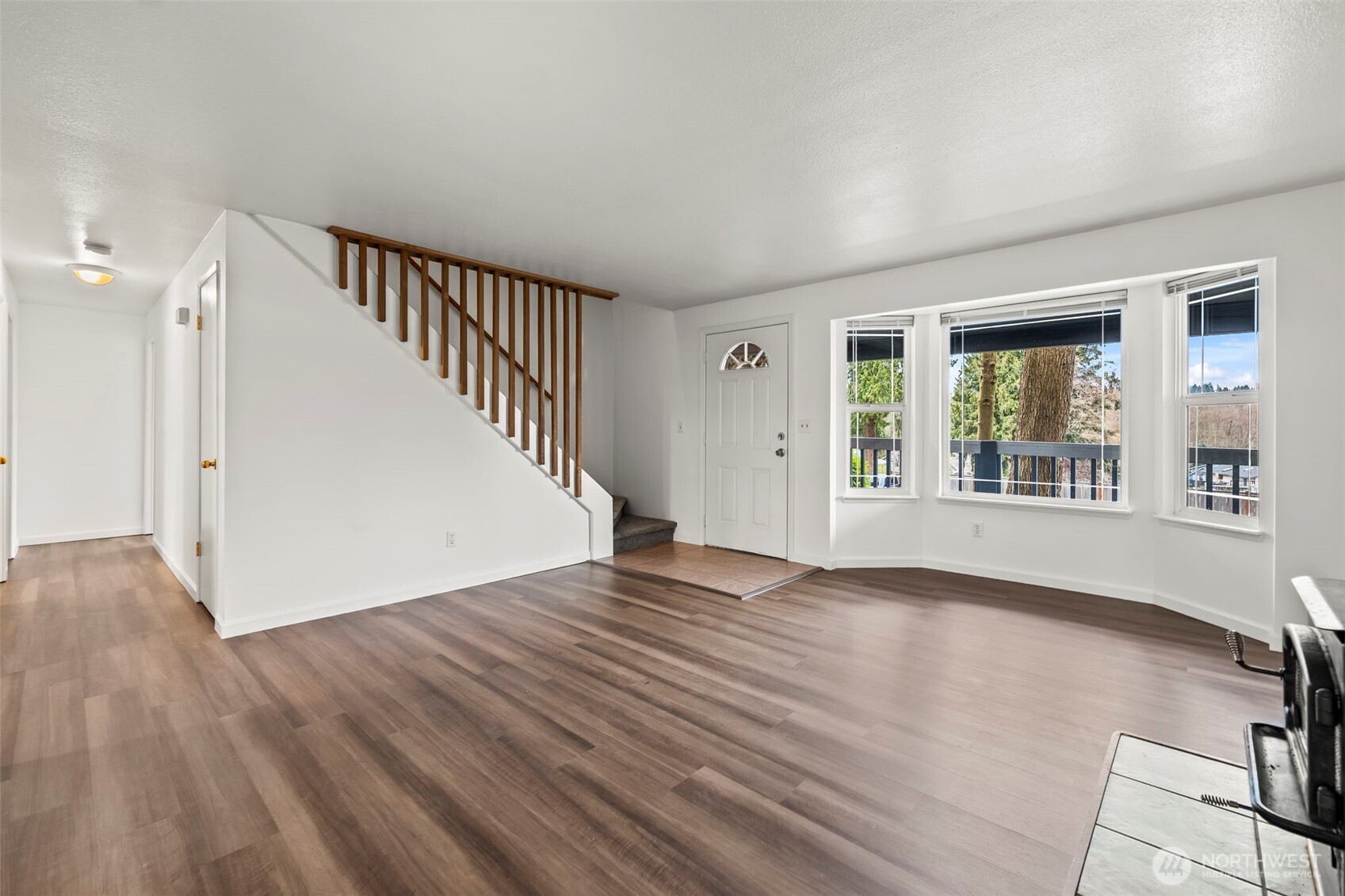 7505 Bridge Place NE, Bremerton, WA 98311-3268