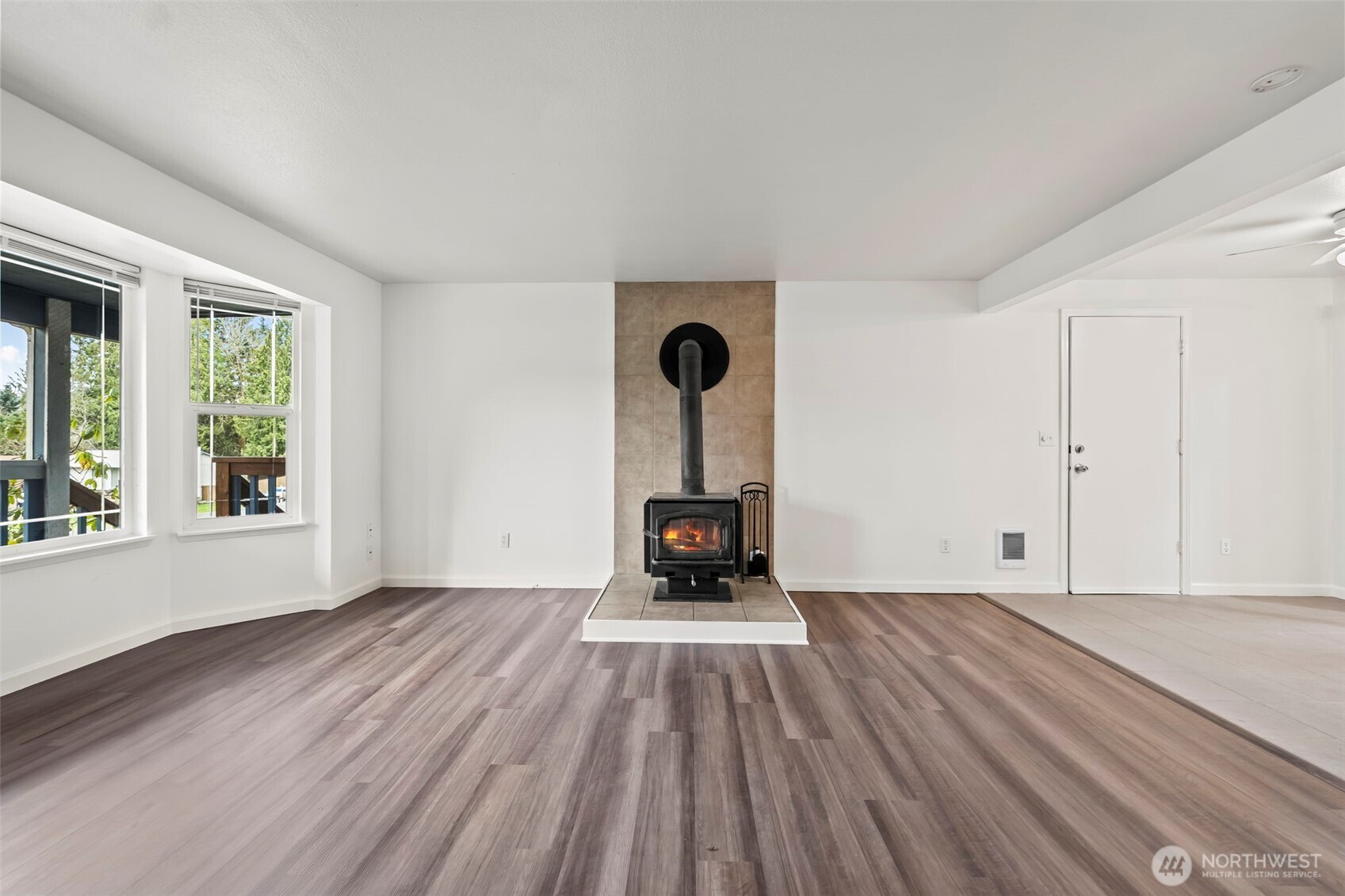 7505 Bridge Place NE, Bremerton, WA 98311-3268