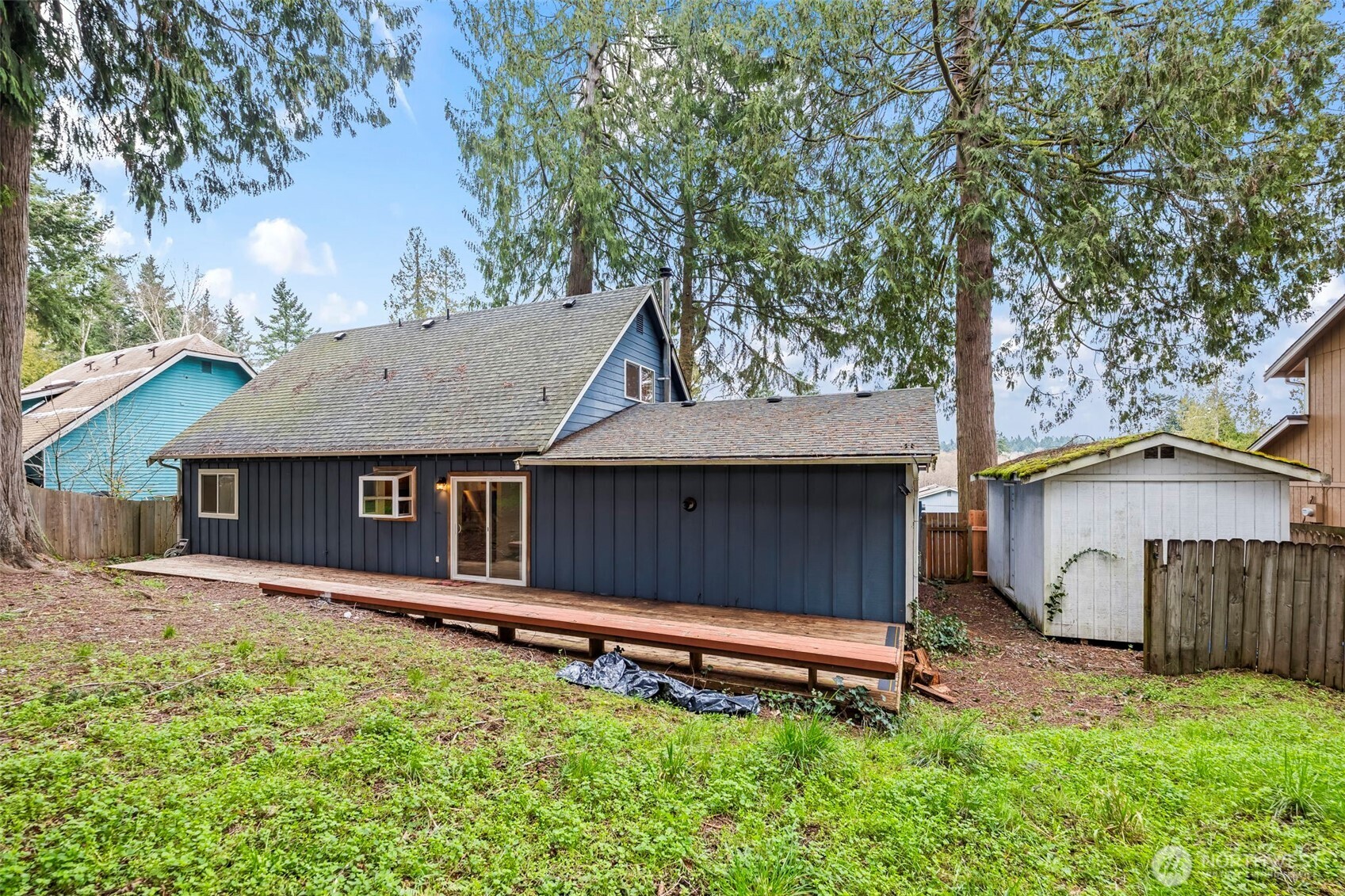 7505 Bridge Place NE, Bremerton, WA 98311-3268