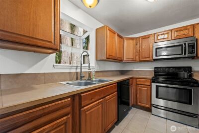 7505 Bridge Place NE, Bremerton, WA 98311-3268 - Photo 6