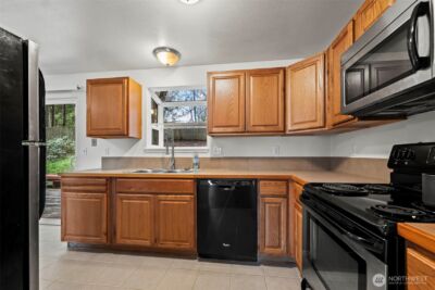 7505 Bridge Place NE, Bremerton, WA 98311-3268 - Photo 7