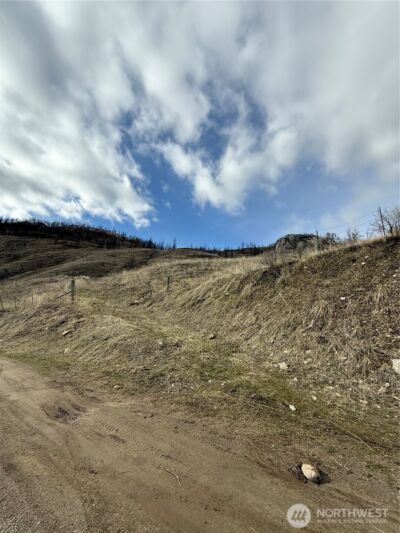 28 Eagles Bluff Road , Oroville, WA 98844 - Photo 2