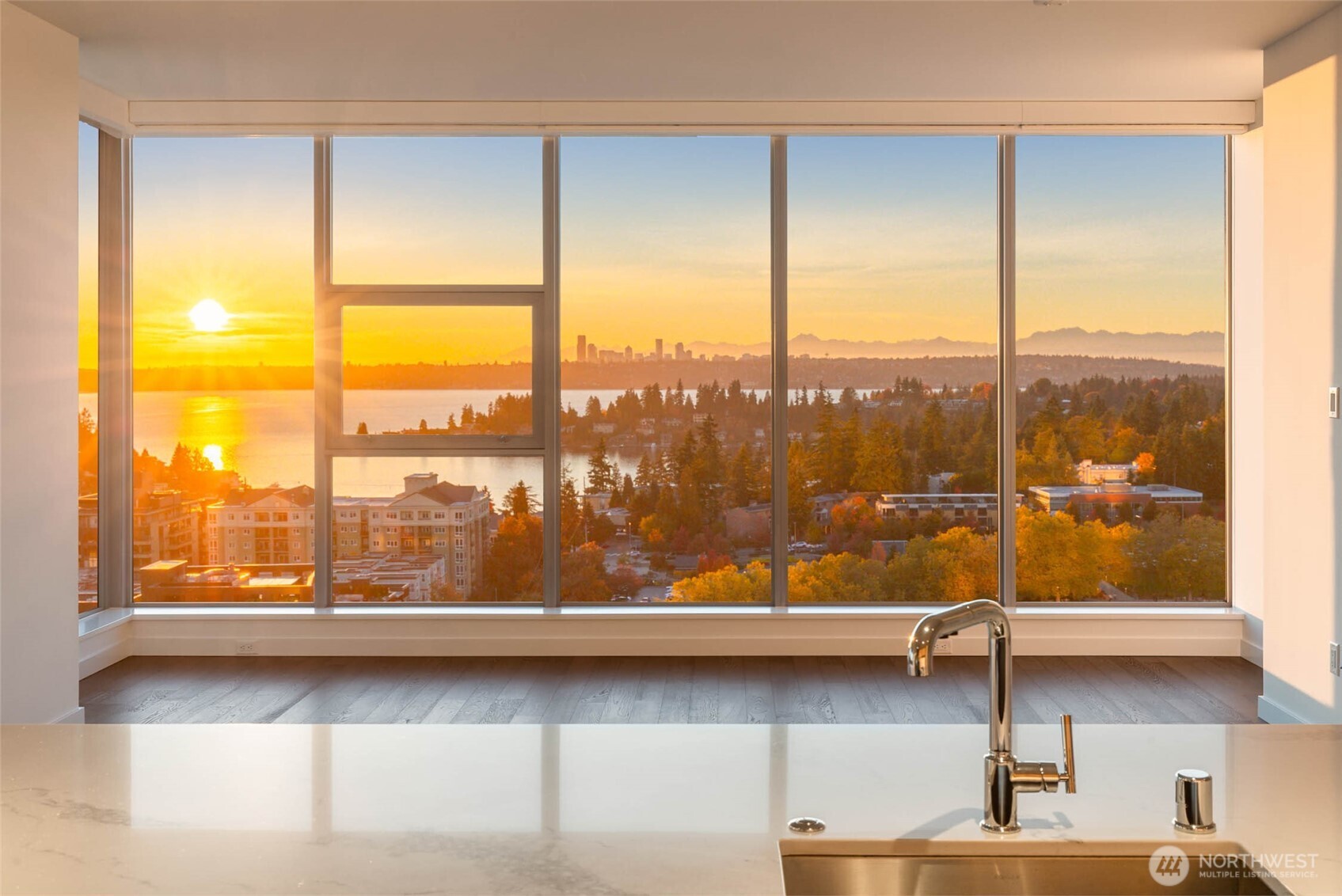 188 Bellevue Way NE #1907, Bellevue, WA 98004