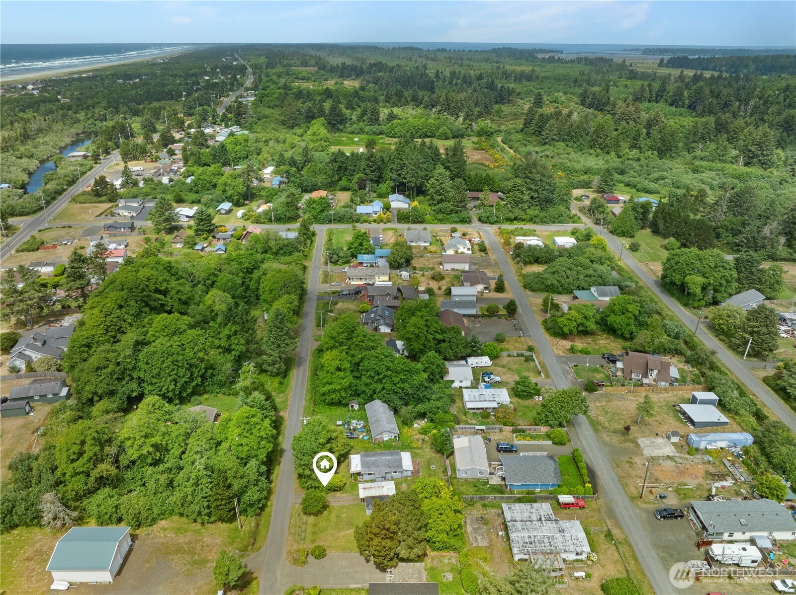 1634 First Avenue , Grayland, WA 98547