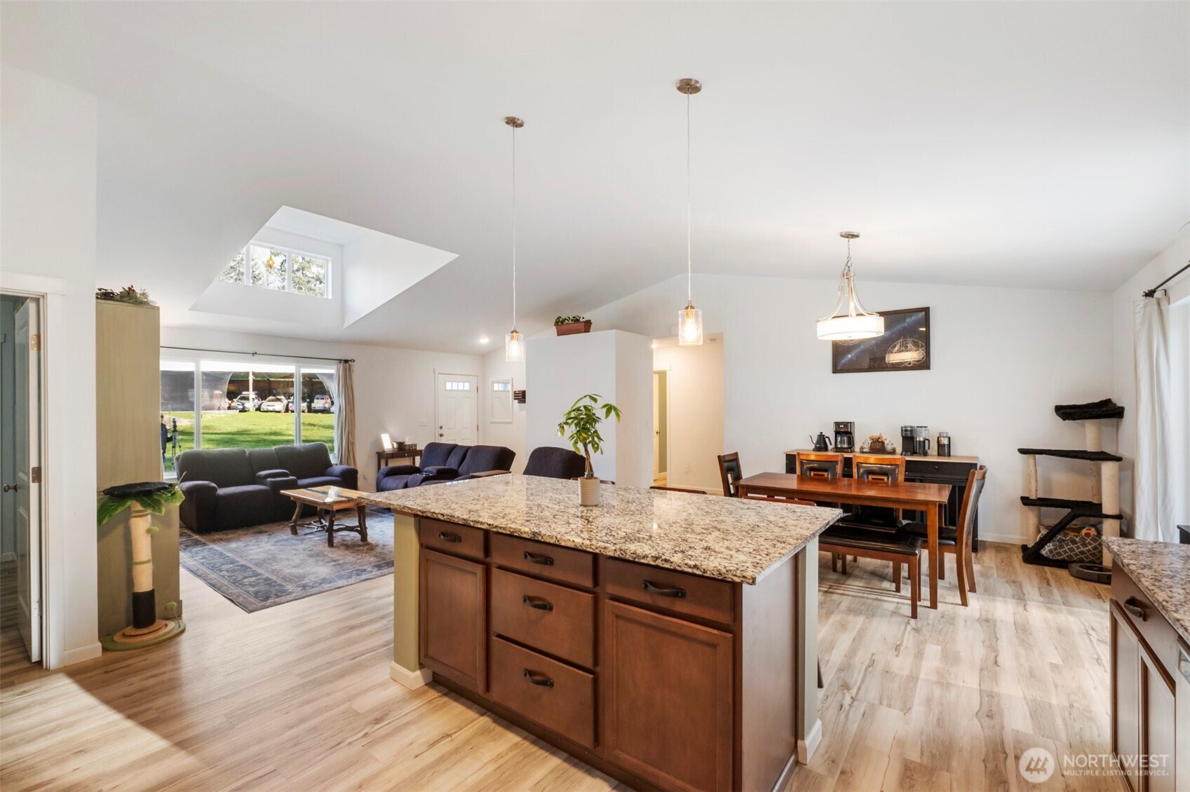 29904 12th Avenue Ct E, Roy, WA 98580