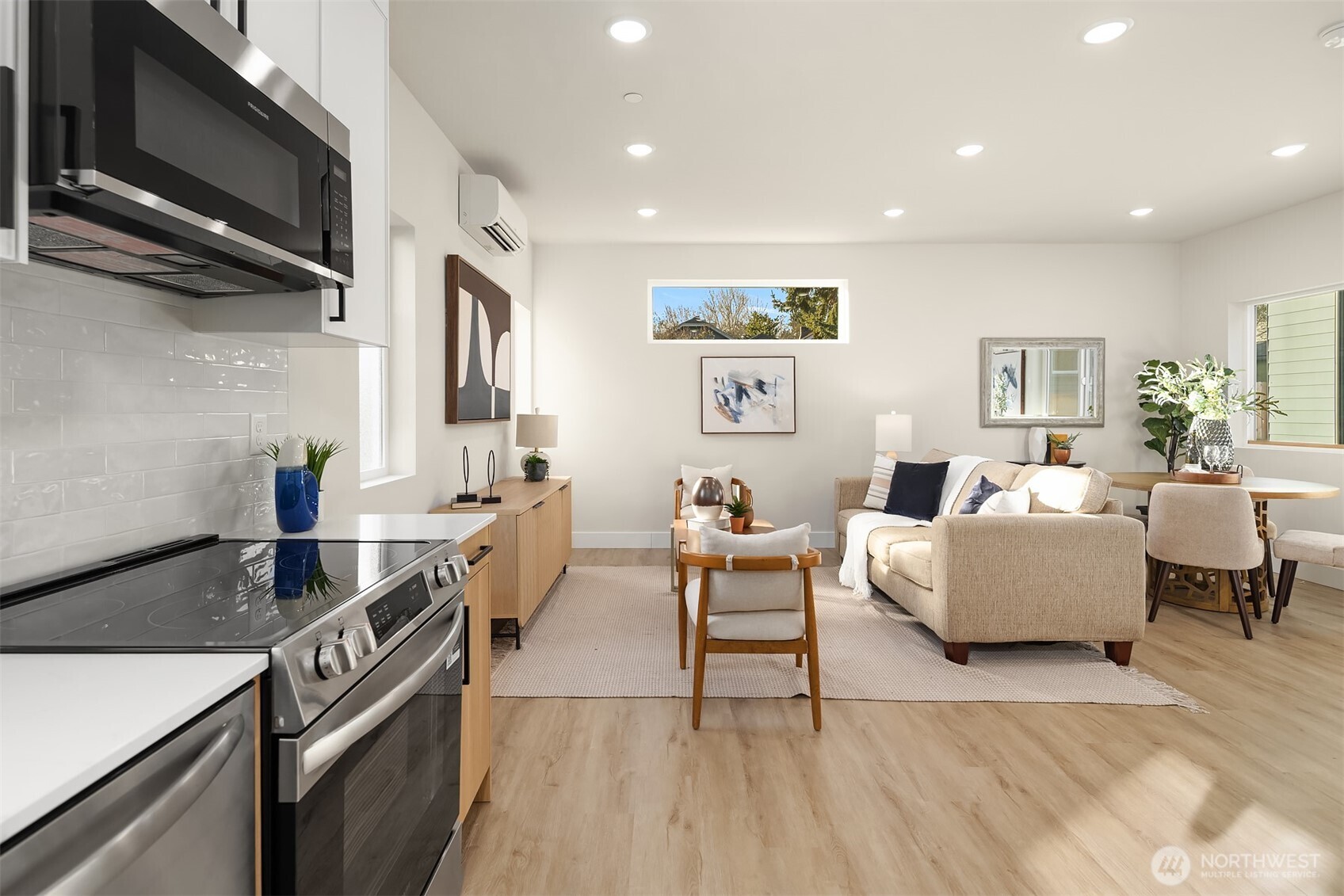 1411 Martin Luther King Jr Way , Seattle, WA 98122