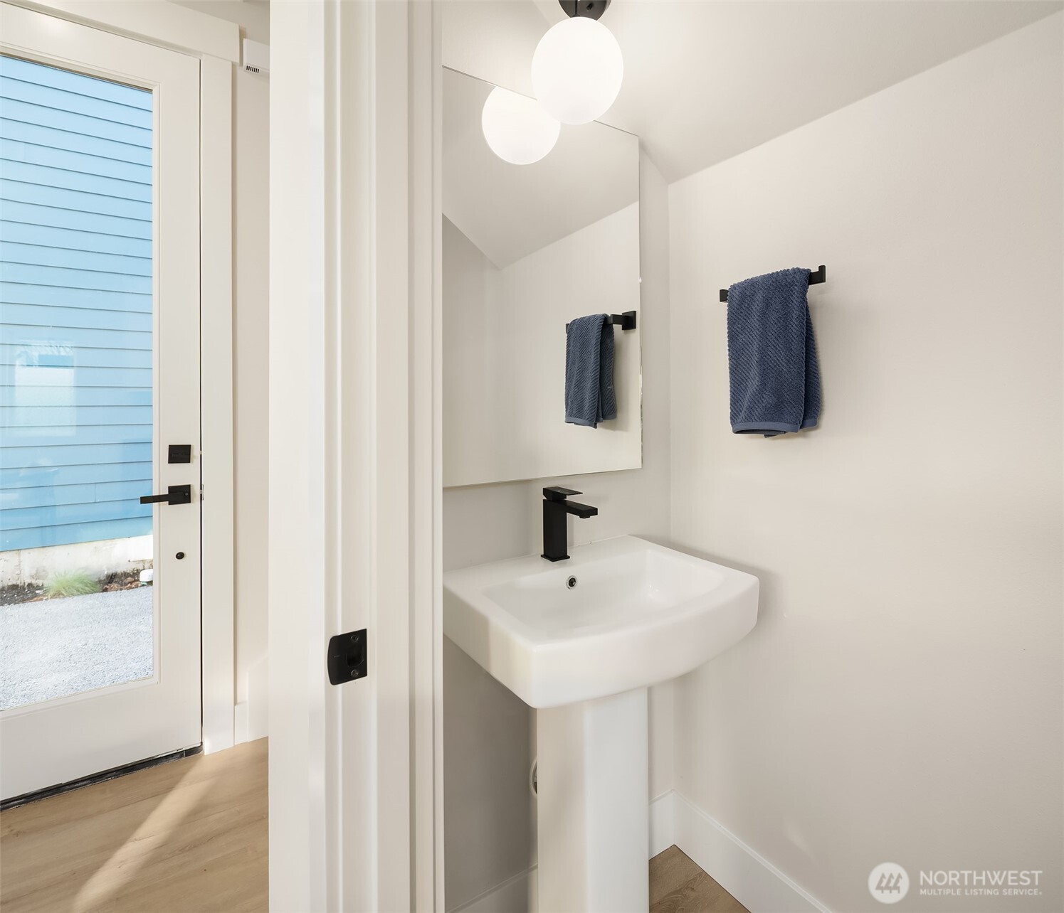 1411 Martin Luther King Jr Way , Seattle, WA 98122