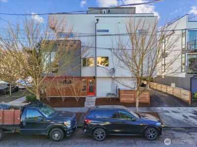 3001 60th Avenue SW, Seattle, WA 98116 - Photo 2