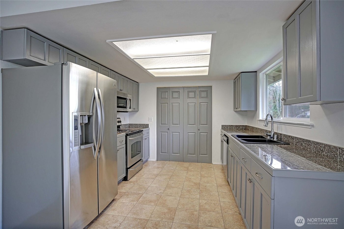 11907 47th Drive NE, Marysville, WA 98271