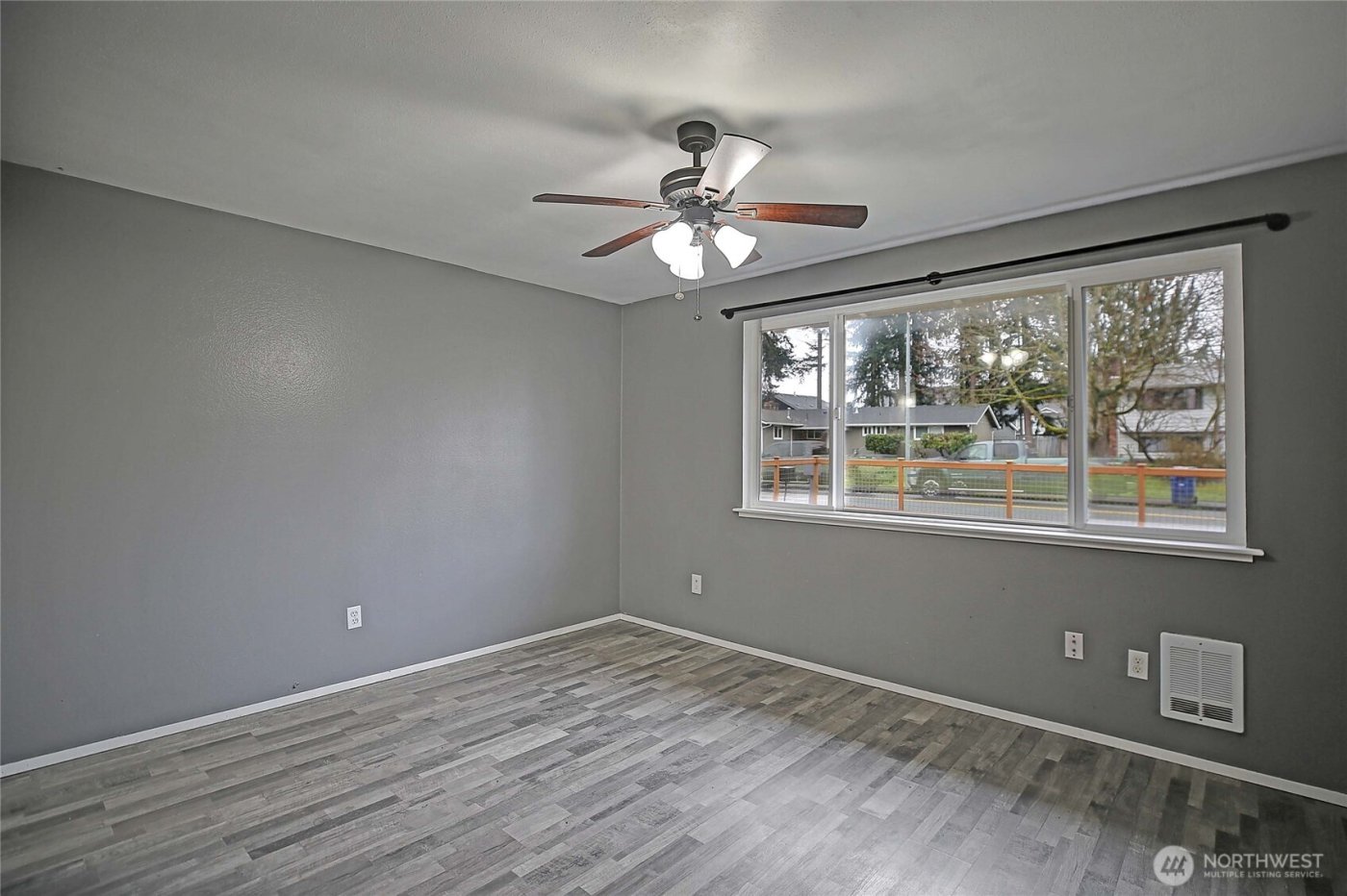 11907 47th Drive NE, Marysville, WA 98271