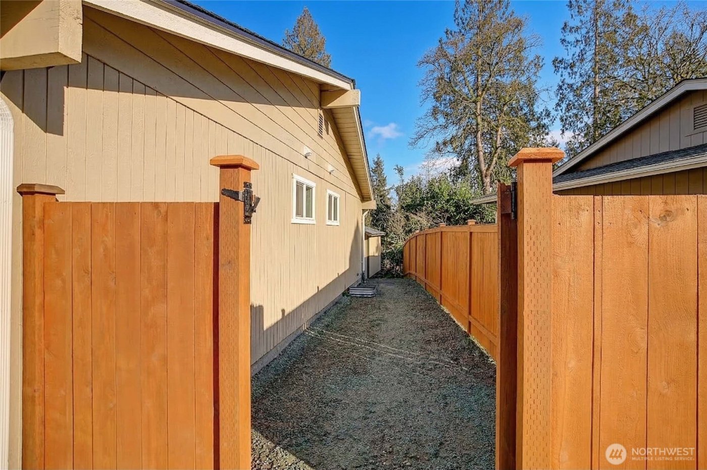 11907 47th Drive NE, Marysville, WA 98271