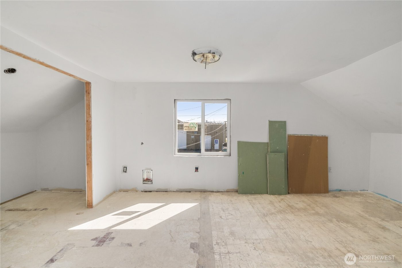 515 W 1st Street , Aberdeen, WA 98520