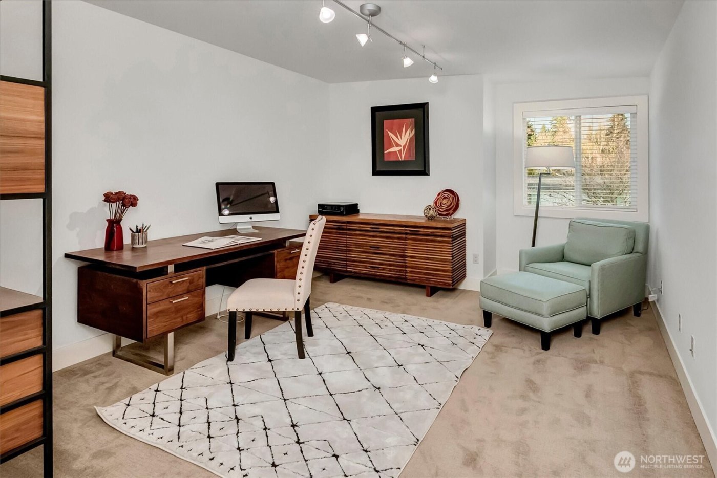 11421 NE 88th Street , Kirkland, WA 98033-5741