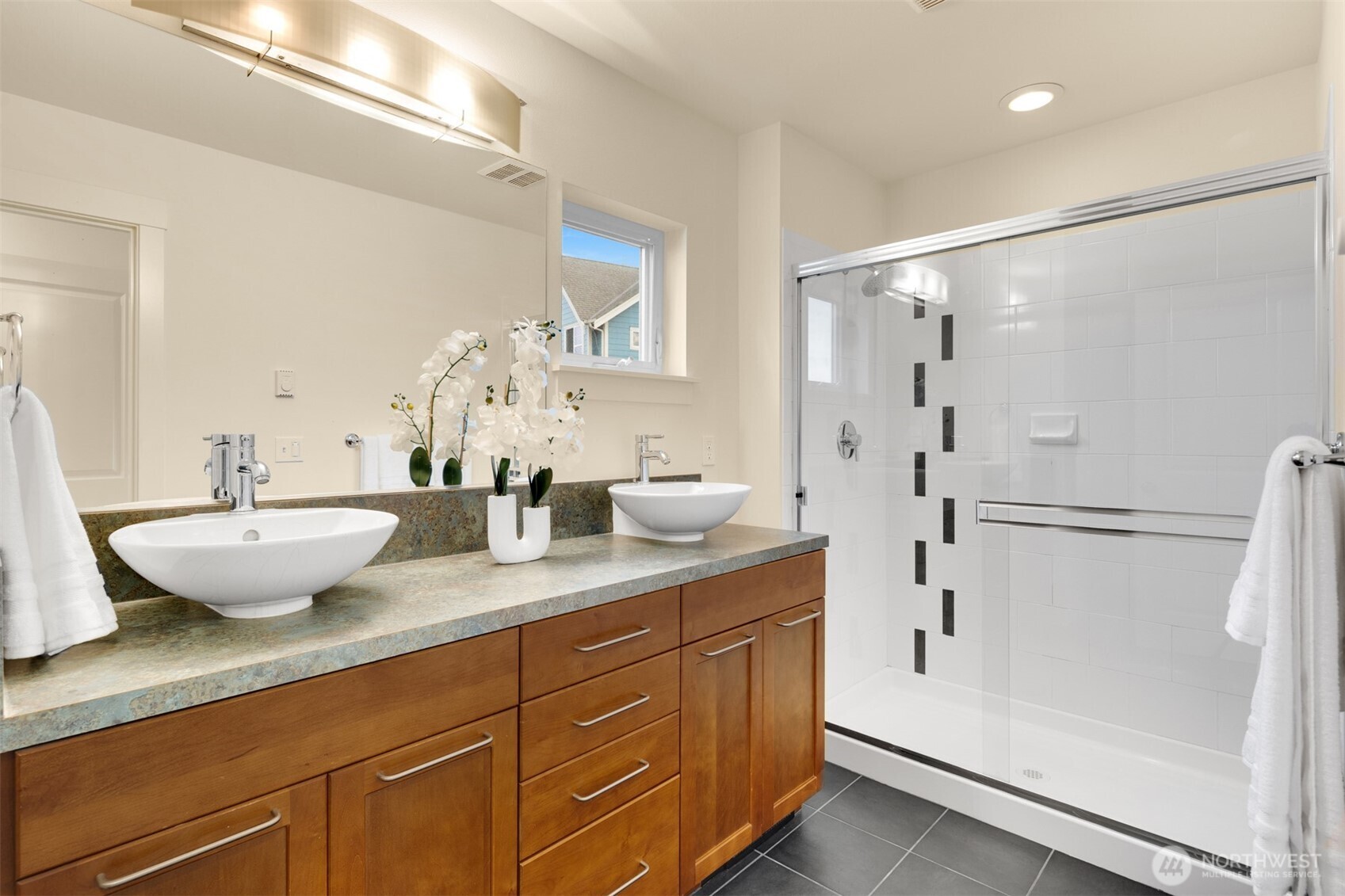 1937 18th Place NE, Issaquah, WA 98029