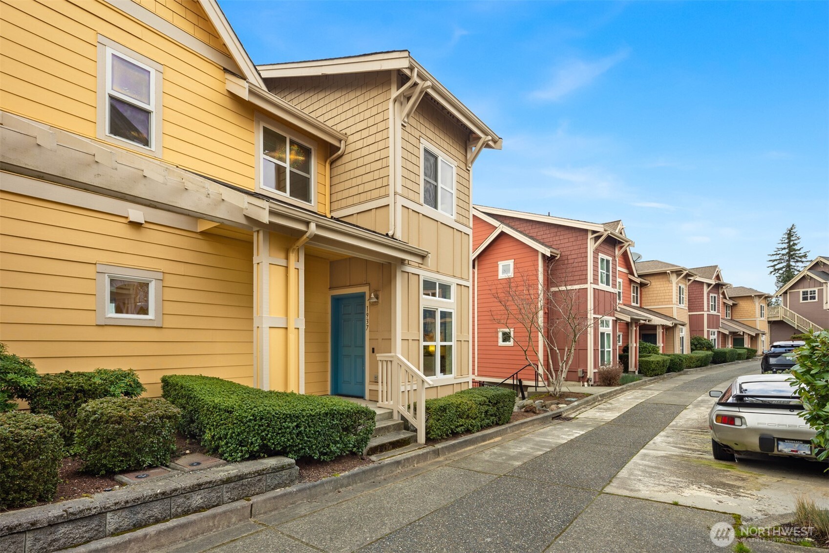 1937 18th Place NE, Issaquah, WA 98029