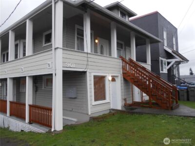 901 Pleasant Avenue , Bremerton, WA 98337