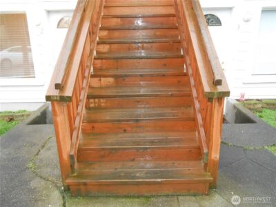 901 Pleasant Avenue , Bremerton, WA 98337 - Photo 3