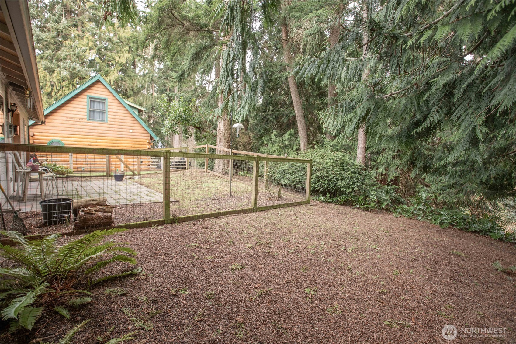 7847 Blakely Avenue , Clinton, WA 98236