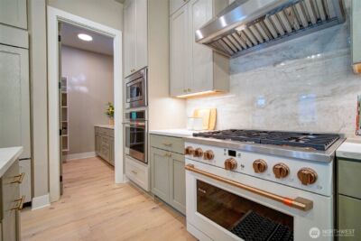 12818 NE 65th Lane , Kirkland, WA 98033 - Photo 7