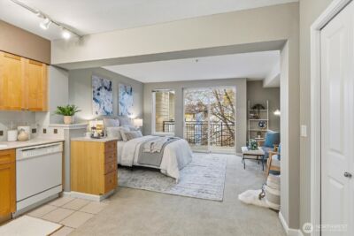 1525 NW 57th Street #429, Seattle, WA 98107 - Photo 2