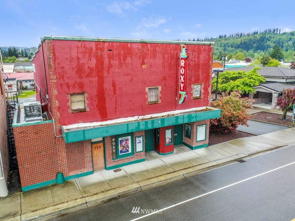 115 Mashell Avenue S, Eatonville, WA 98328