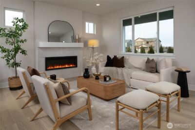 721 Weaver Drive E, Enumclaw, WA 98022 - Photo 2