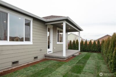 721 Weaver Drive E, Enumclaw, WA 98022 - Photo 9