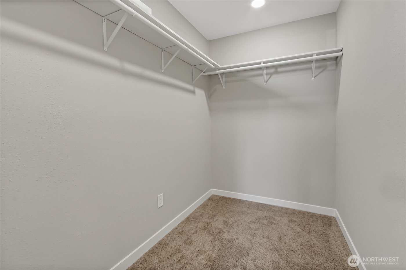 2411 Queets Avenue , Hoquiam, WA 98550