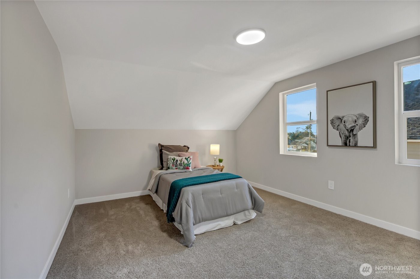 2411 Queets Avenue , Hoquiam, WA 98550