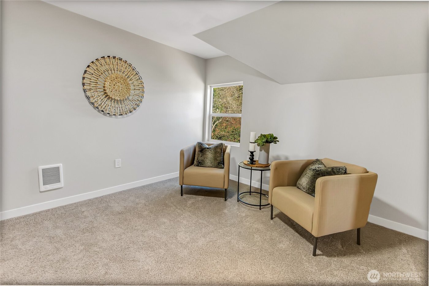 2411 Queets Avenue , Hoquiam, WA 98550