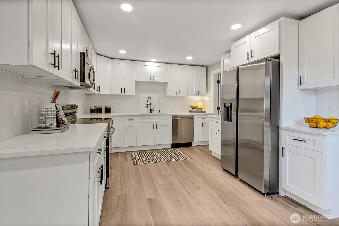 2411 Queets Avenue , Hoquiam, WA 98550