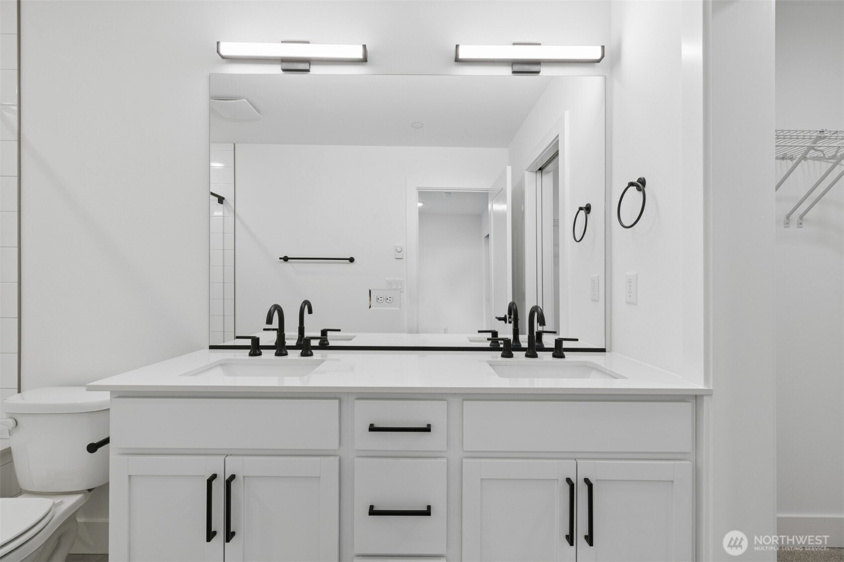 1196 Waterfall Way SE #1804, North Bend, WA 98045