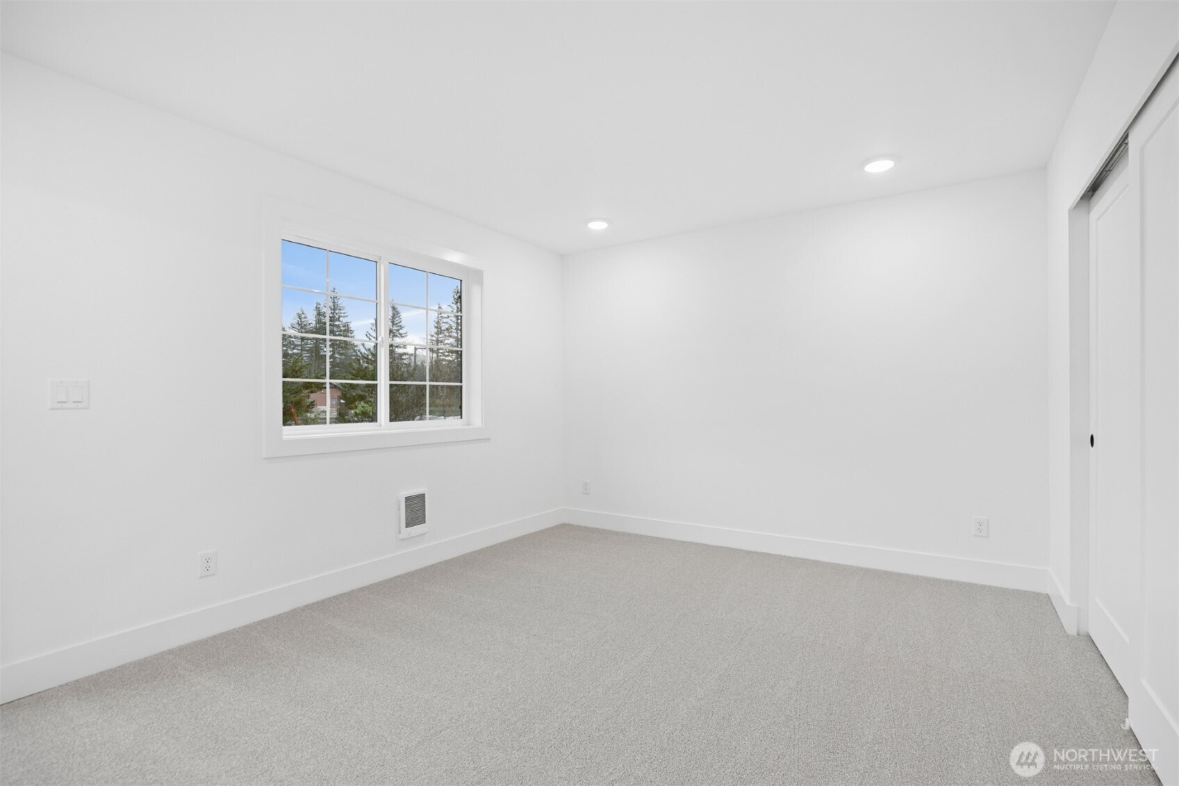 1196 Waterfall Way SE #1804, North Bend, WA 98045