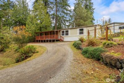 369 W Tahuyeh Drive , Bremerton, WA 98312