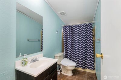 369 W Tahuyeh Drive , Bremerton, WA 98312 - Photo 18