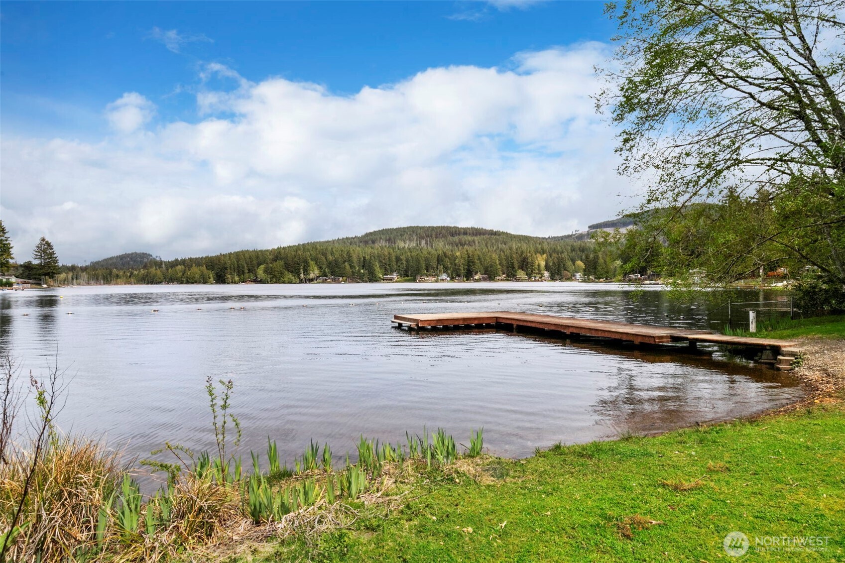 369 W Tahuyeh Drive , Bremerton, WA 98312