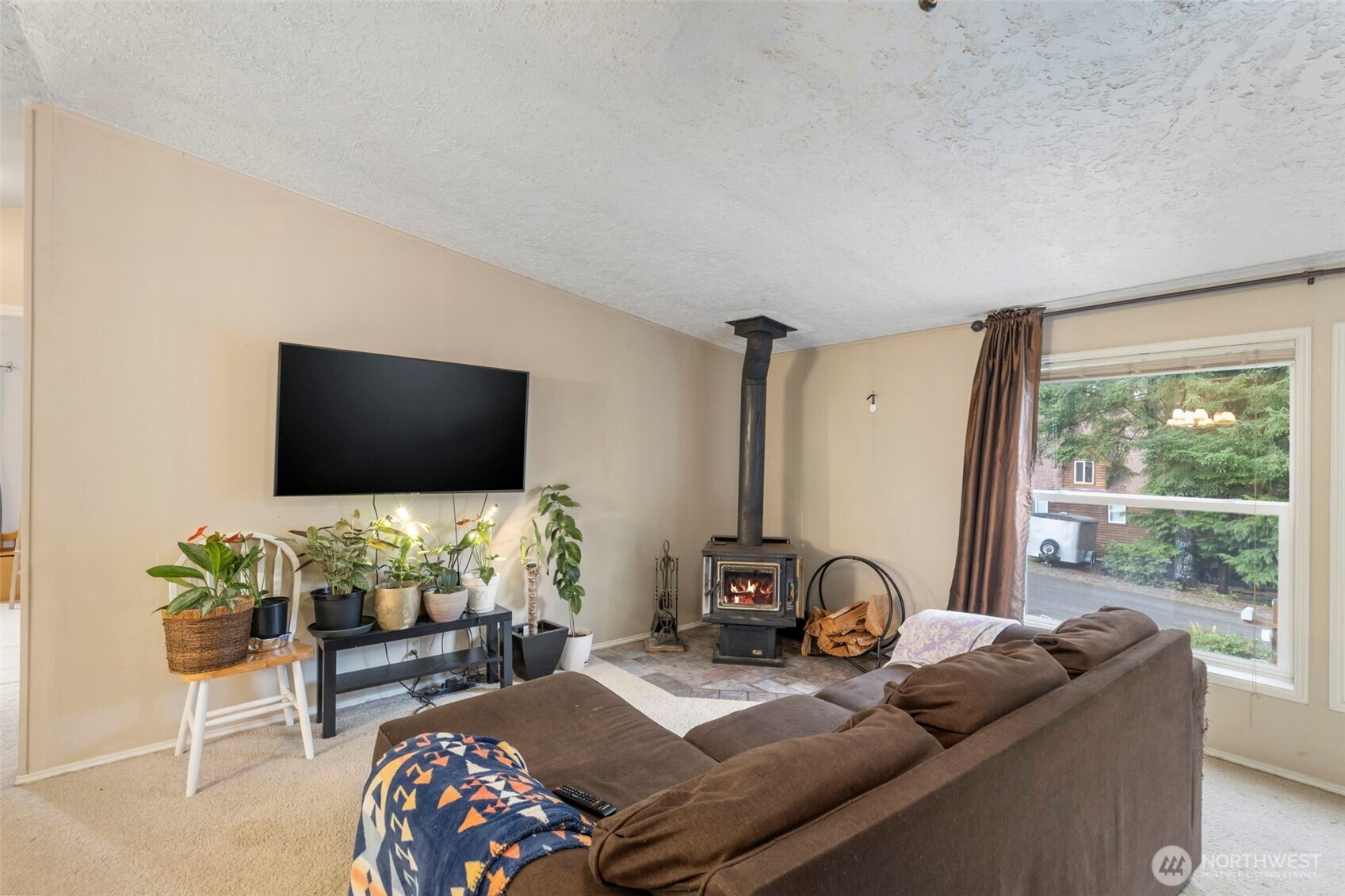 369 W Tahuyeh Drive , Bremerton, WA 98312