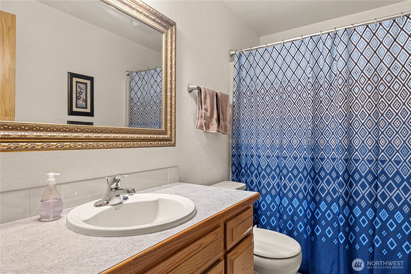 2631 Club Court #305, Mount Vernon, WA 98273