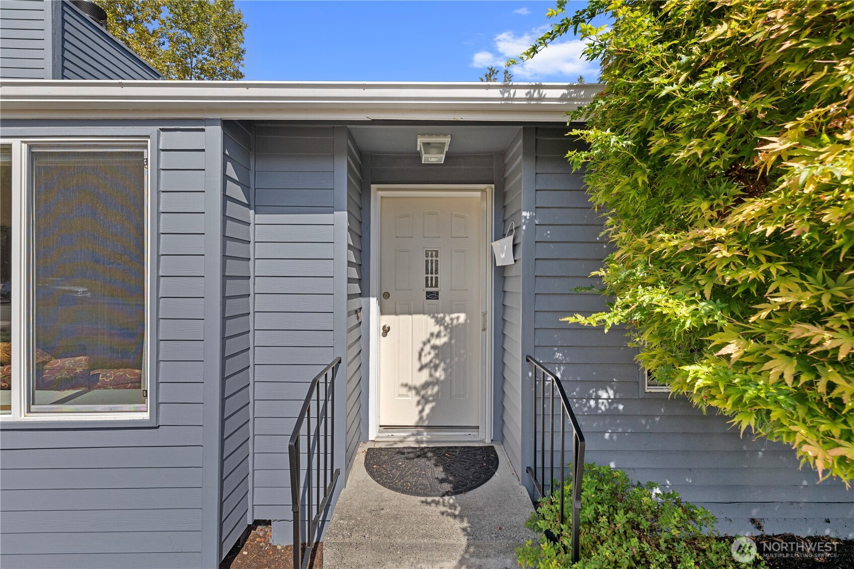 2631 Club Court #305, Mount Vernon, WA 98273