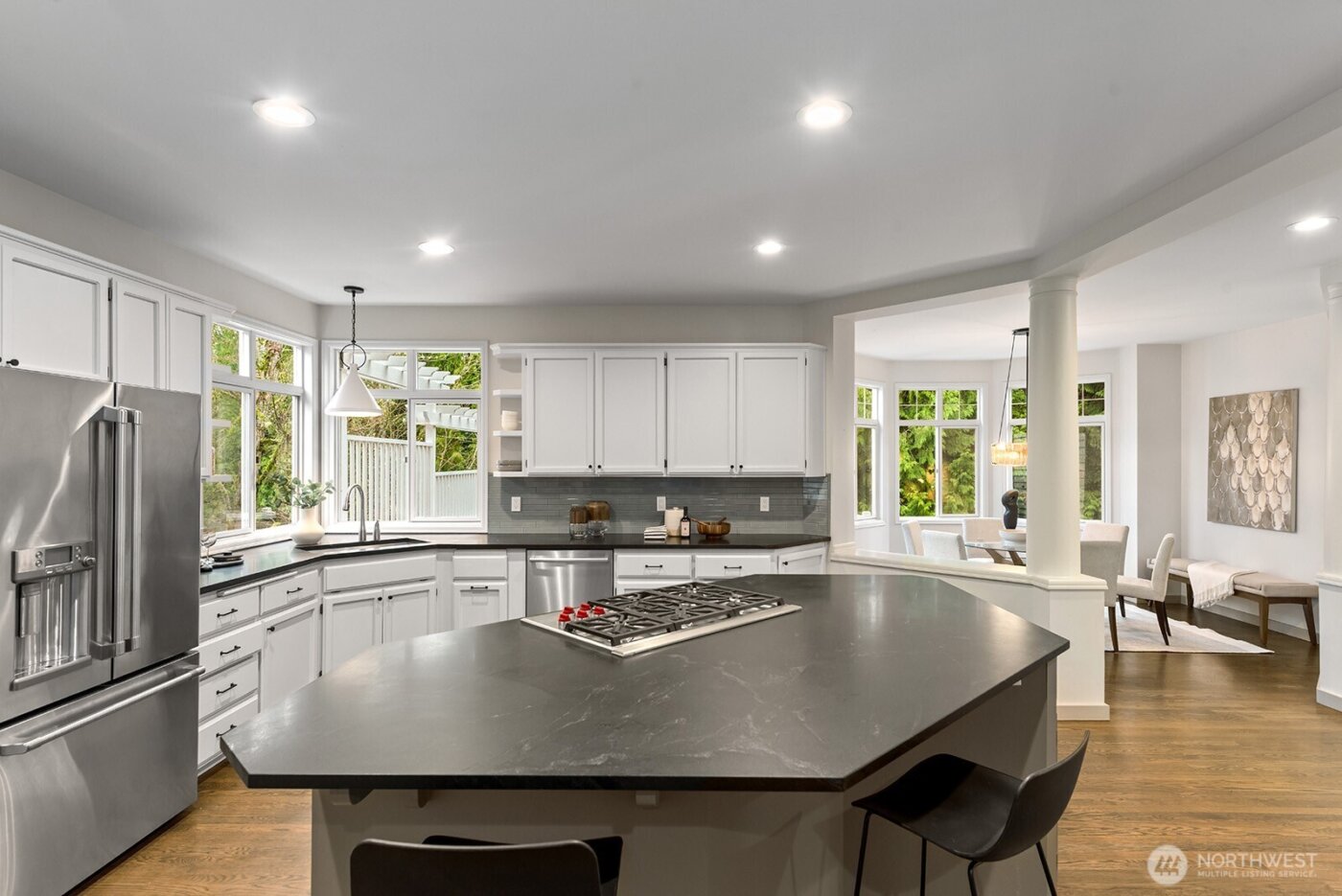 10810 177th Court NE, Redmond, WA 98052