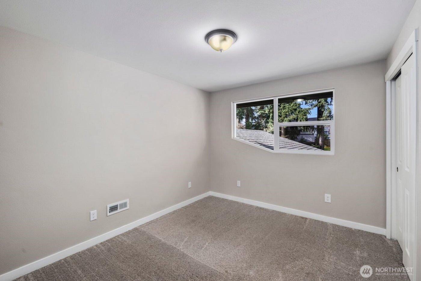 13614 110th Avenue Ct E, Puyallup, WA 98374