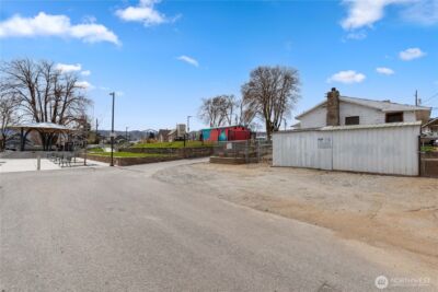 415 Walker St , Wenatchee, WA 98801 - Photo 29