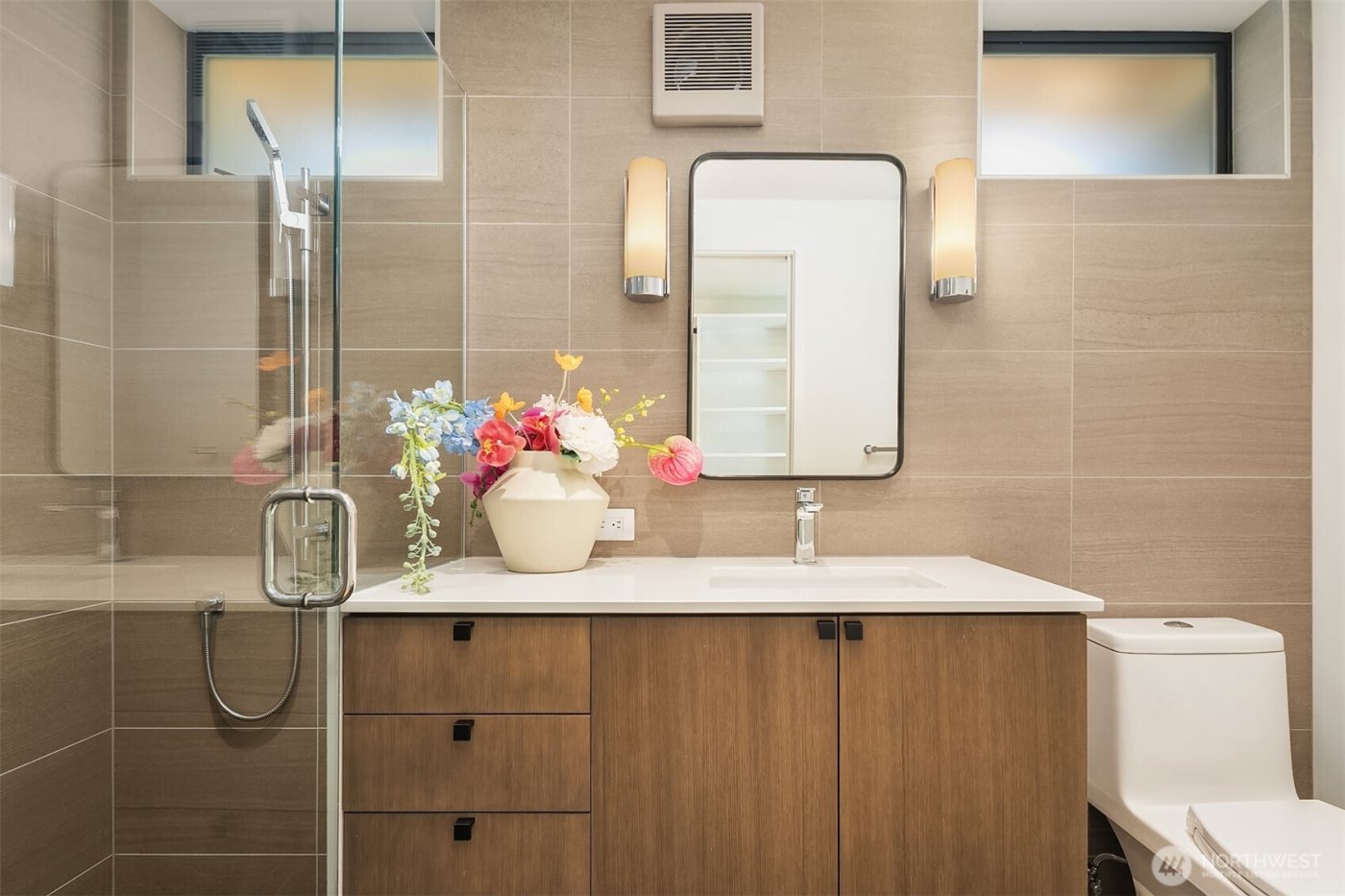 2816 Boyer Avenue E #B, Seattle, WA 98102