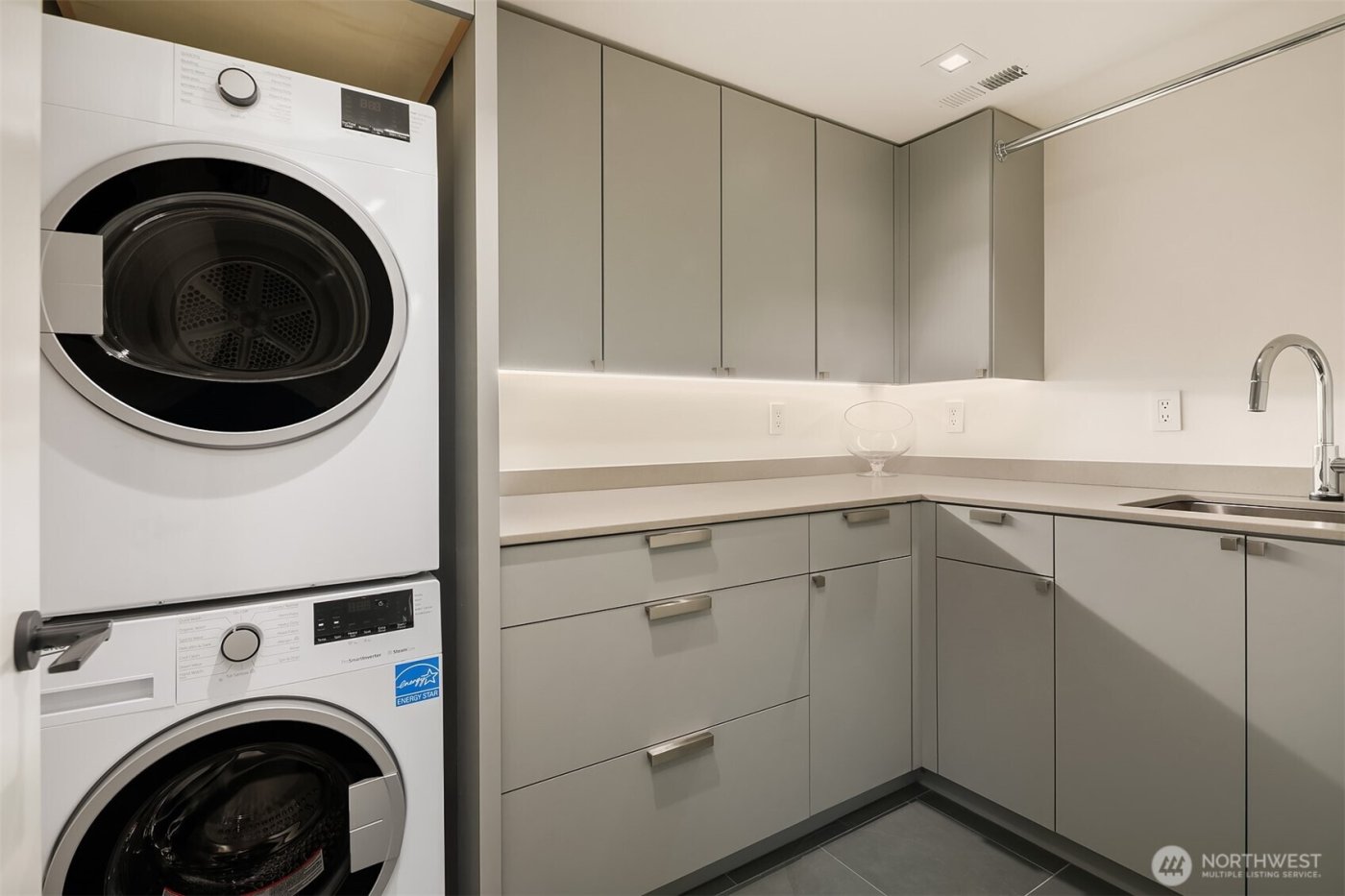 2816 Boyer Avenue E #B, Seattle, WA 98102