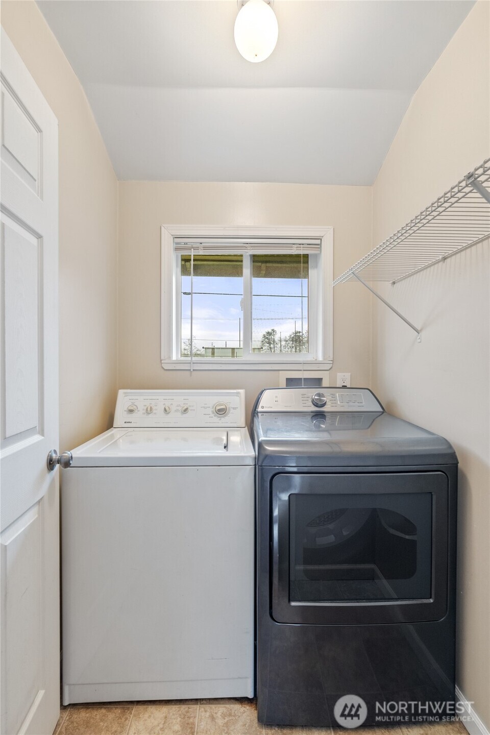 1513 W Market Street , Aberdeen, WA 98520