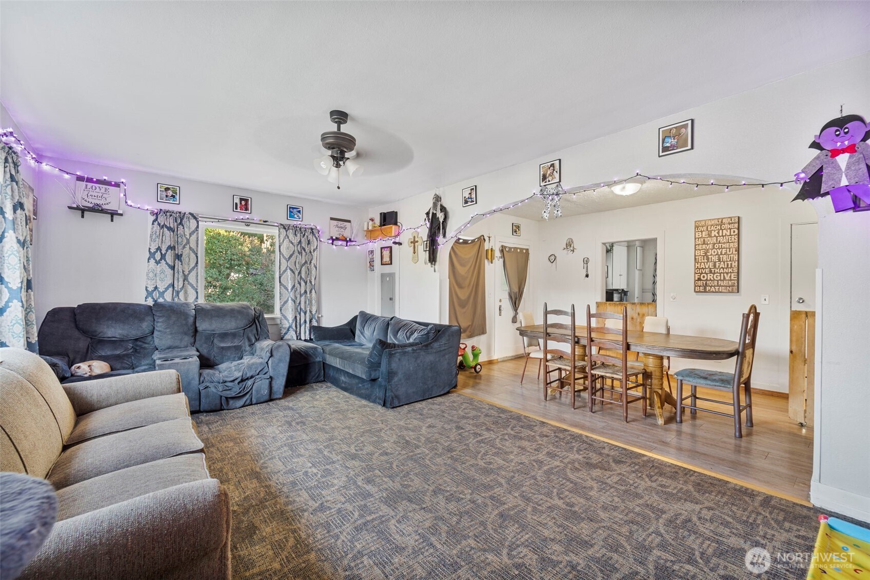 115 W 2nd Street , Waitsburg, WA 99361