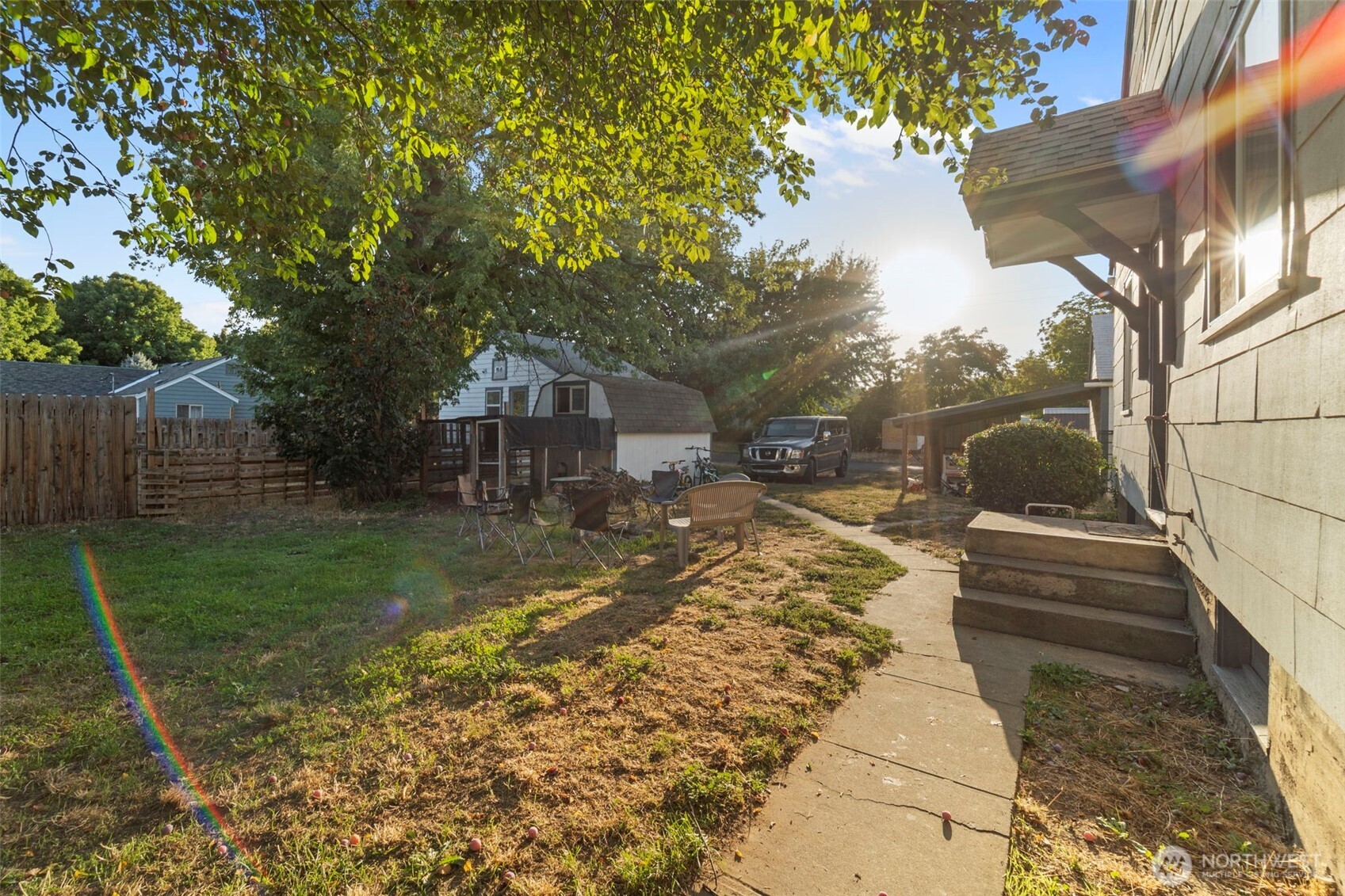 115 W 2nd Street , Waitsburg, WA 99361